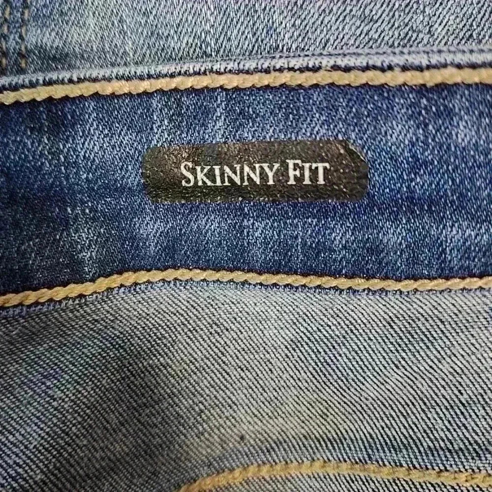 Judy Blue Distressed Skinny Fit Jeans Womens Size 13/31 - Picture 14 of 16